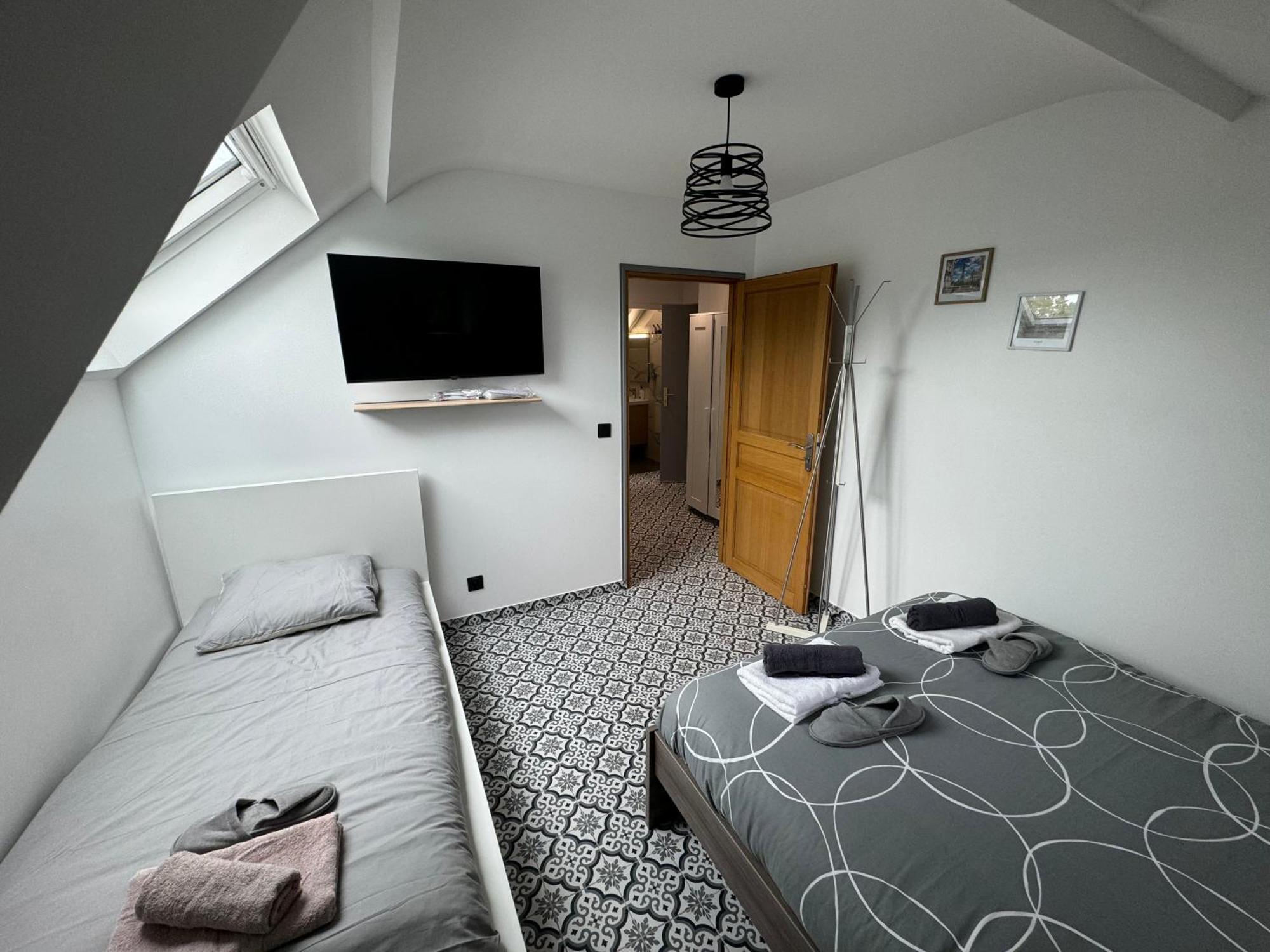 L'Etoile De Seine 77 Appartement 2 Dammarie-lè-Lys Eksteriør billede